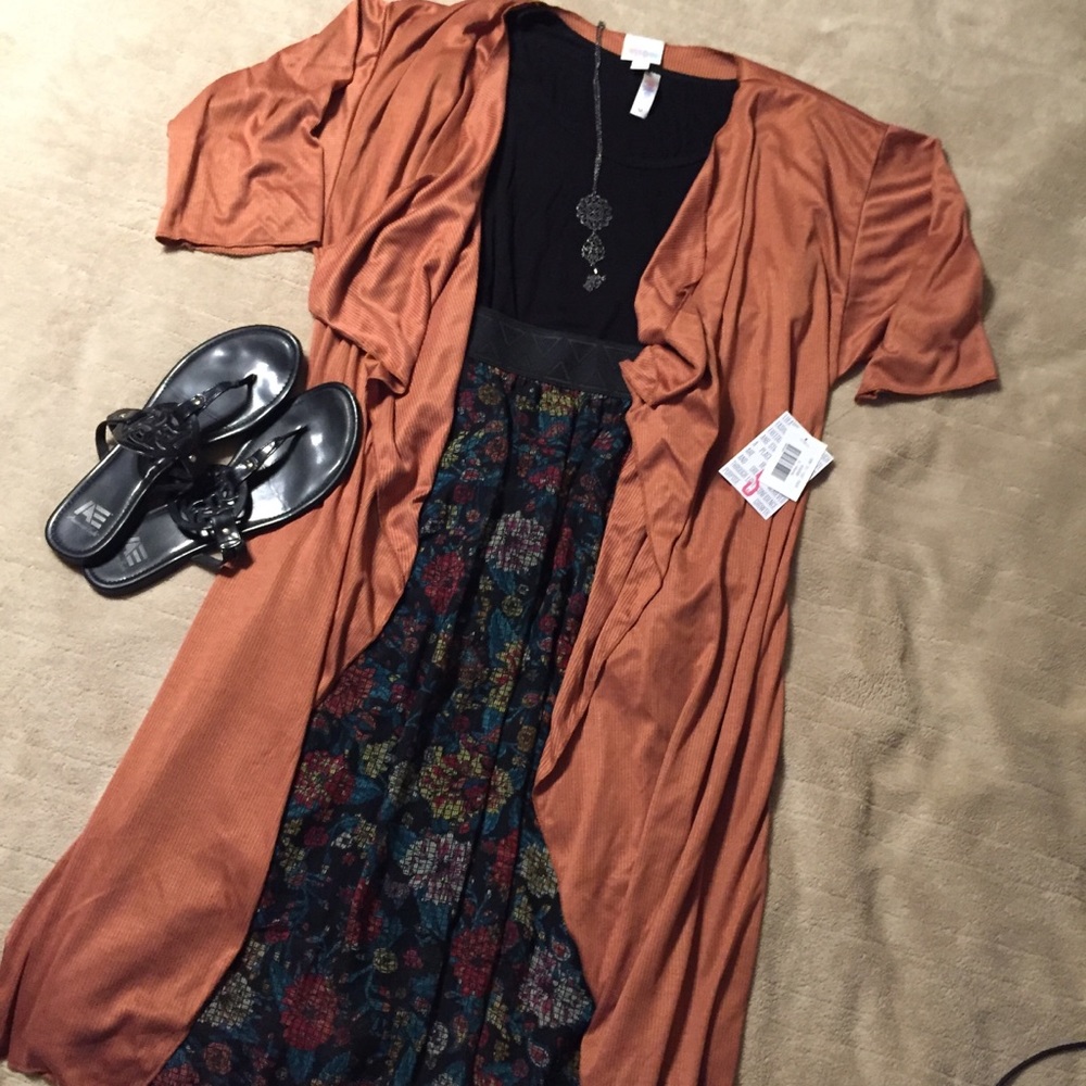 NWT LuLaRoe S Lola & S Shirley